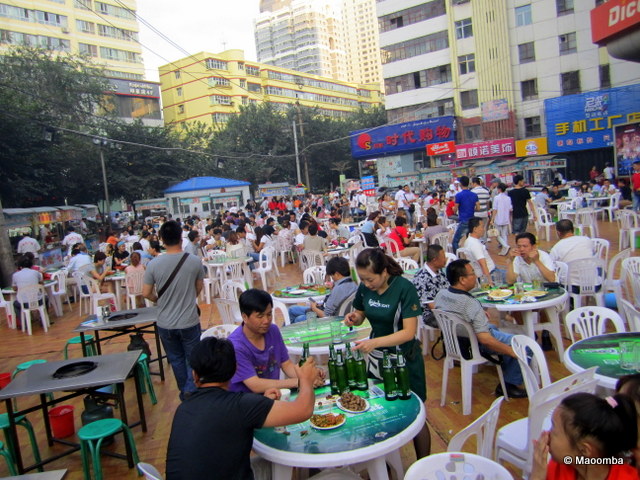 Urumqi dinner market