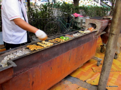 I4 – Urumqi dinner market – Uyger kebabs Urumqi dinner market - Uyger kebabs